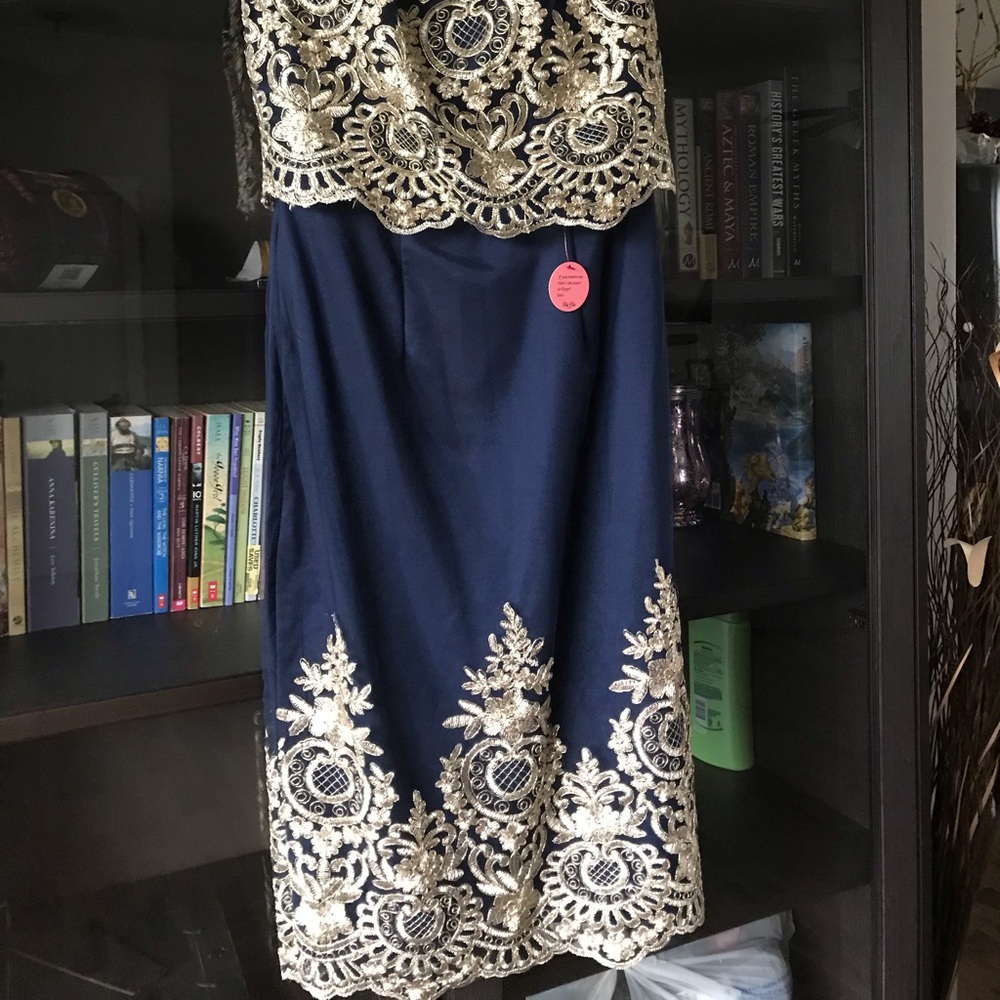 Chi Chi London | Navy/Gold Dress